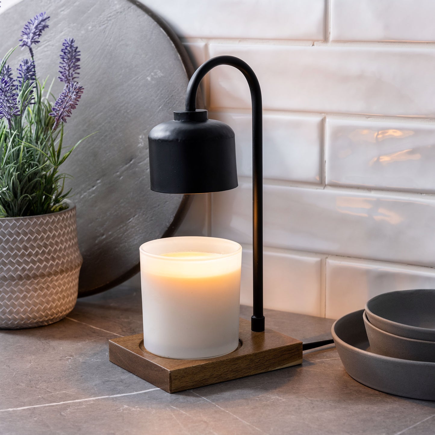Black and Wood Arched Candle Warmer Lamp, featuring a sleek black and natural wood design, perfect for gently melting candles and filling your space with soothing fragrance